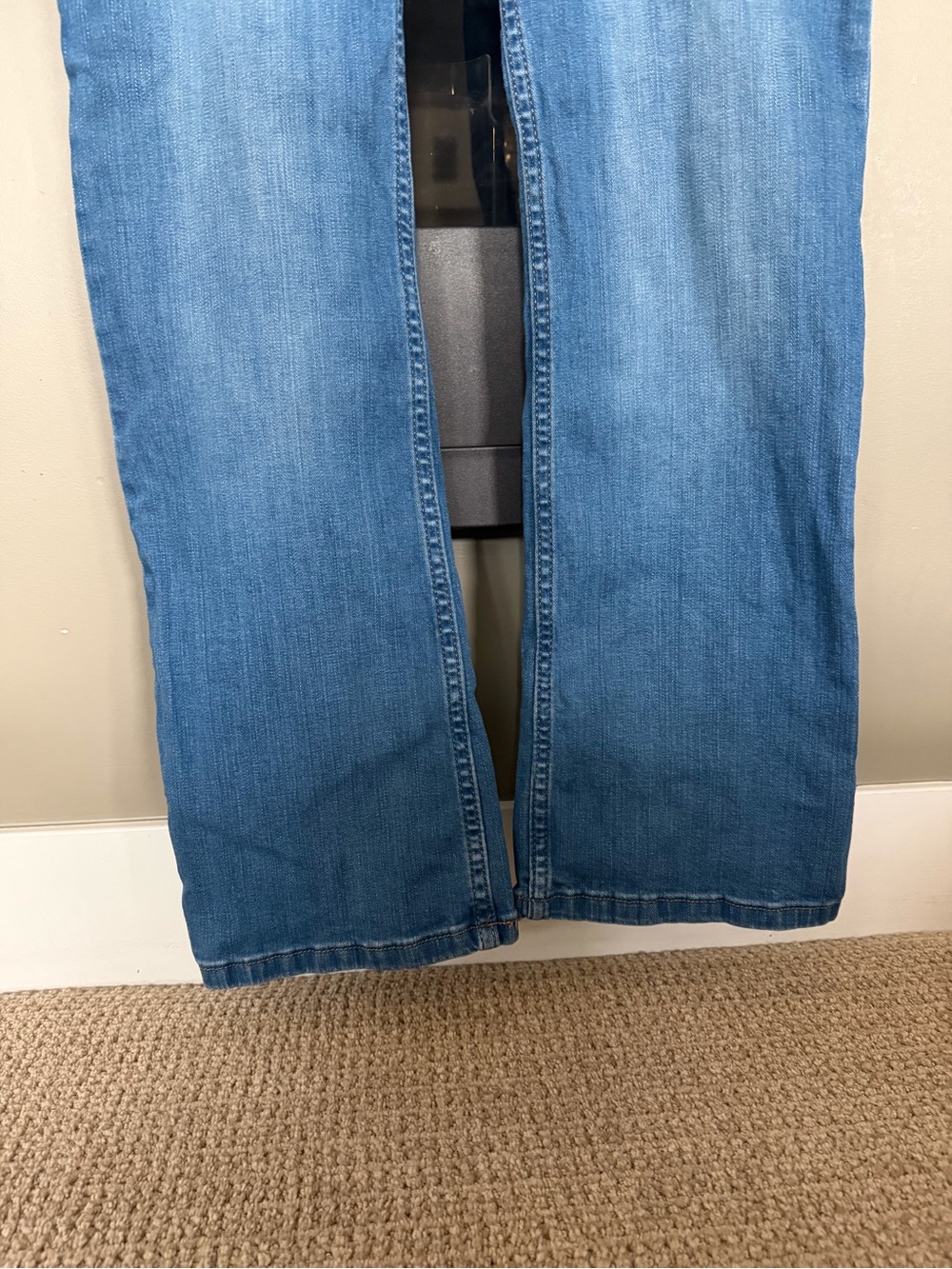 Wrangler Women’s Low Rise Bootcut Stretch Jeans Medium Wash 28” Waist Y2K - Picture 4 of 7